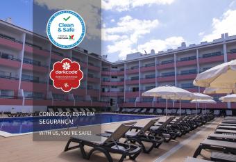 Luna Hotel da Oura allows 18 year olds to book a room