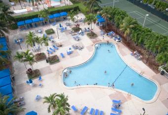 Ocean Reserve Oceanview Sunny Isles Beach Luxury Condos has Balcony rooms