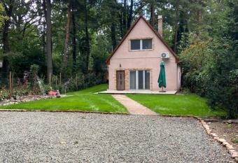 Ir  ny Hor  ny Vend  gh  z has Balcony rooms