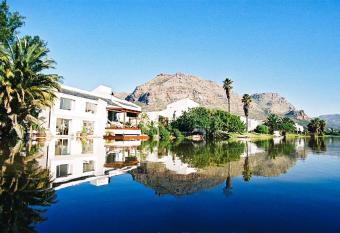 Admiralty Bed & Breakfast has Balcony rooms