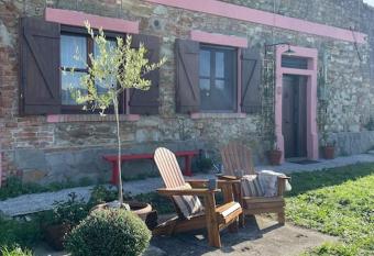 Casale de L Ovo Tuscany Relax allows 18 year olds to book a room