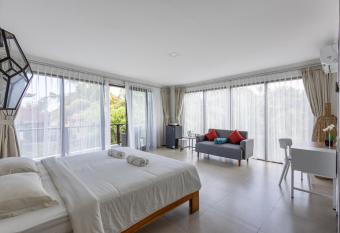 Deluxe Room with Jungle View has Balcony rooms