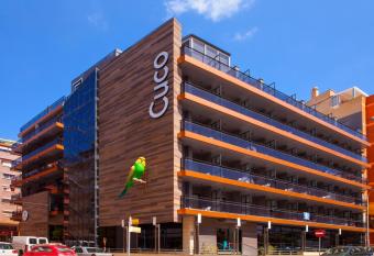 Hotel Cuco has Balcony rooms