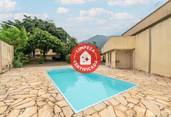 OYO Residencial Muriqui Apart Hotel, Mangaratiba allows 18 year olds to book a room