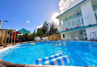 Jobos Luxury Condos has Balcony rooms