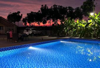 Echoes at Nandi has Balcony rooms