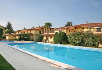 Residence Primavera has Balcony rooms