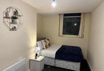 Airrose two bed apartment allows 18 year olds to book a room