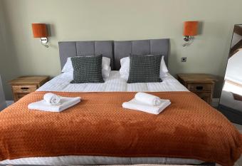 Clenchacre Mews has Balcony rooms