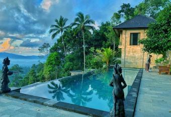 SkyHillVillage                                      has Balcony rooms