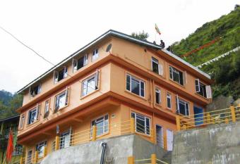 Tenzing Retreat, Lachung has Smoking rooms