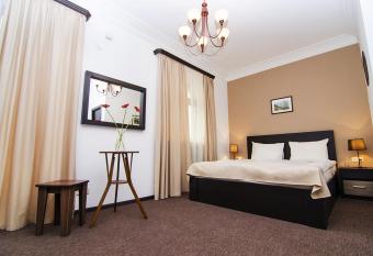 City Centre Hotel By Picnic has Balcony rooms