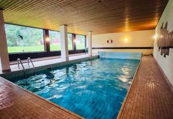 Loipen St  berl has Balcony rooms