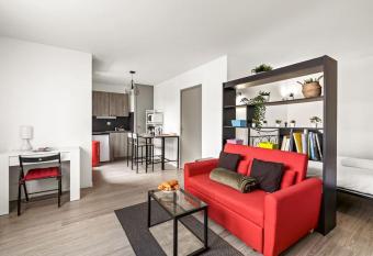 apartment ideal location for Lyon Center has Balcony rooms