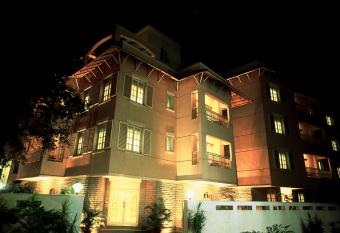 Tristar Serviced Apartments has Balcony rooms