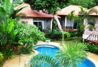 Pennapa Chalet has Balcony rooms