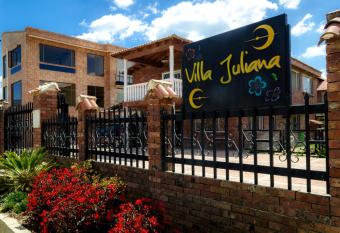 Hotel Campestre Villa Juliana allows 18 year olds to book a room
