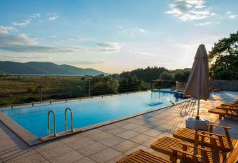 Grand Hotel Azmakhan Spa&Welness has Smoking/Balcony rooms