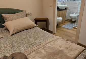 Mxp Room Busto has Balcony rooms