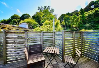 GREEN HOUSE Kamakura Daibutsu              has Balcony rooms
