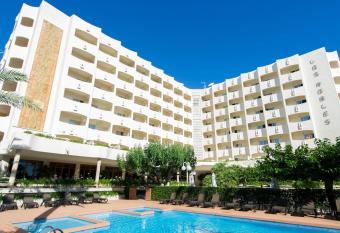 Hotel Los Robles has Balcony rooms