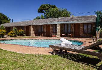 Newton Sands Guesthouse allows 18 year olds to book a room