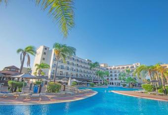 Tsokkos Gardens Hotel has Balcony rooms