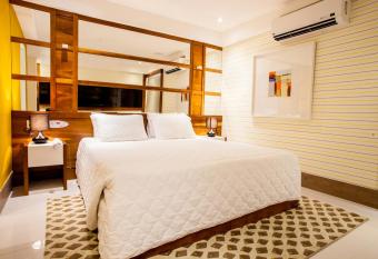 TRYP by Wyndham Rio de Janeiro Barra Parque Ol  mpico allows 18 year olds to book a room