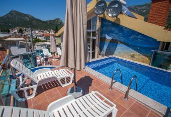 Villa Jadranka Sutomore has Balcony rooms