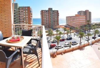 Seafront Apt in Arenales Beach, Pool & Parking allows 18 year olds to book a room