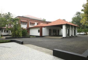 Karapuram Village Resort & Spa has Balcony rooms