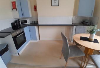 Seaside Tranquility Retreat in Lytham has Smoking rooms