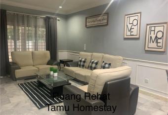 Tamu Homestay 4 islam has Balcony rooms