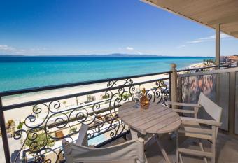 Alkionides Rooms allows 18 year olds to book a room