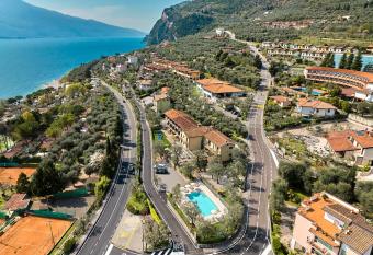 Hotel Rosemarie has Balcony rooms