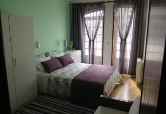 Aveiro Luz has Balcony rooms