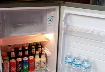 Siriwan Hostel allows 18 year olds to book a room