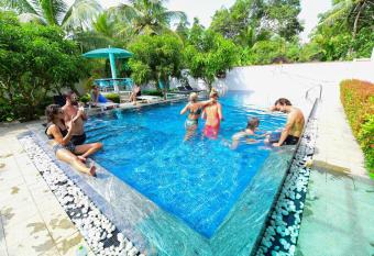 Kabalana Hotel & Villa has Balcony rooms