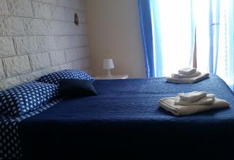 B&B S Home has Balcony rooms