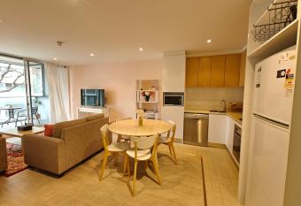 Luxury 2BR apartment in the heart of CBD has Balcony rooms