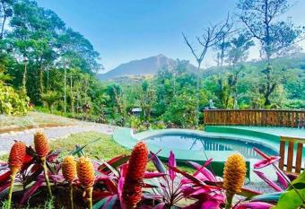 Linda Casa com piscina exclusiva e vista para a Serra do Mar has Balcony rooms