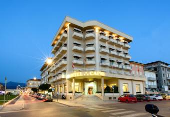 Hotel Capri & Residence allows 18 year olds to book a room