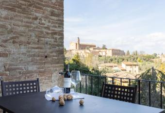 Il gioiello nel cuore di Siena has Balcony rooms