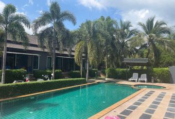 Villa deux chambres avec piscine has Balcony rooms