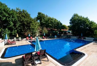 Fener Motel has Balcony rooms