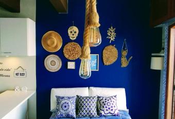 Charmoso e aconchegante loft no coracao da Cidade Baixa has Balcony rooms