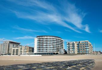 Vayamundo Oostende - Apartments has Balcony rooms