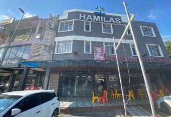 OYO 91081 Hotel Hamilas allows 18 year olds to book a room