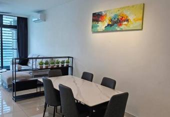 Green Haven Unique Relaxing Home & Netflix has Balcony rooms