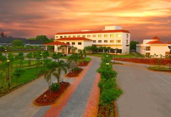 Grand Serenaa Hotel & Resorts, Auroville has Balcony rooms